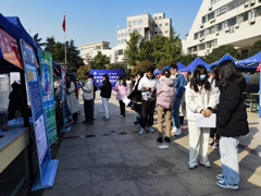 关于举办2024届秋季校园专场招聘会 必赢76net线路专场